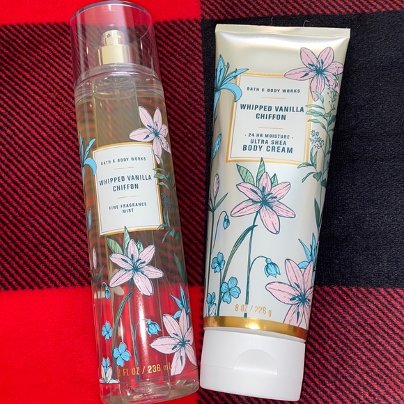 Bath & Body Works Other - Bath and Body Works Whipped Vanilla Chiffon Set